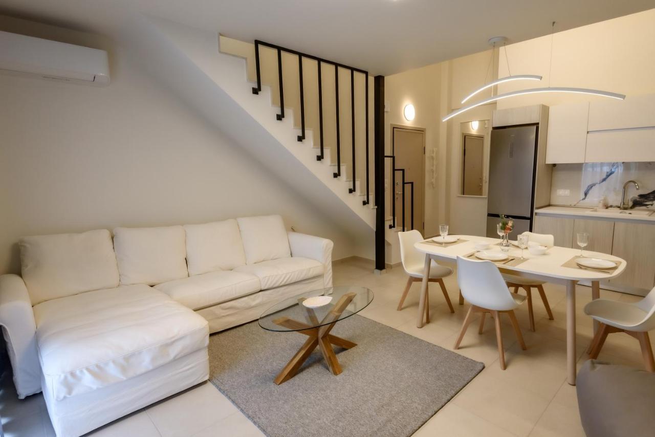 Itaka Familiy Apartments - Halkidiki Suites Com Nikiti  Exterior foto