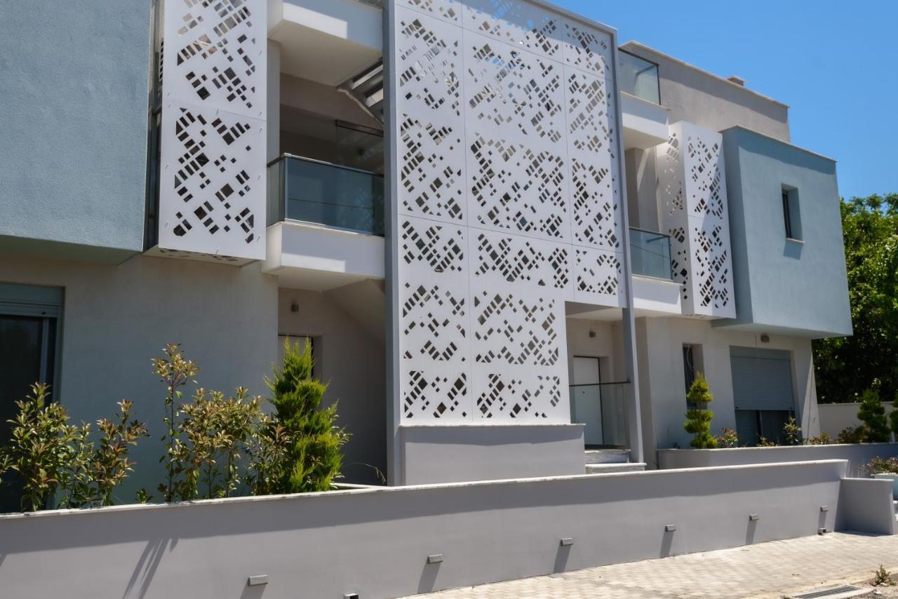 Itaka Familiy Apartments - Halkidiki Suites Com Nikiti  Exterior foto